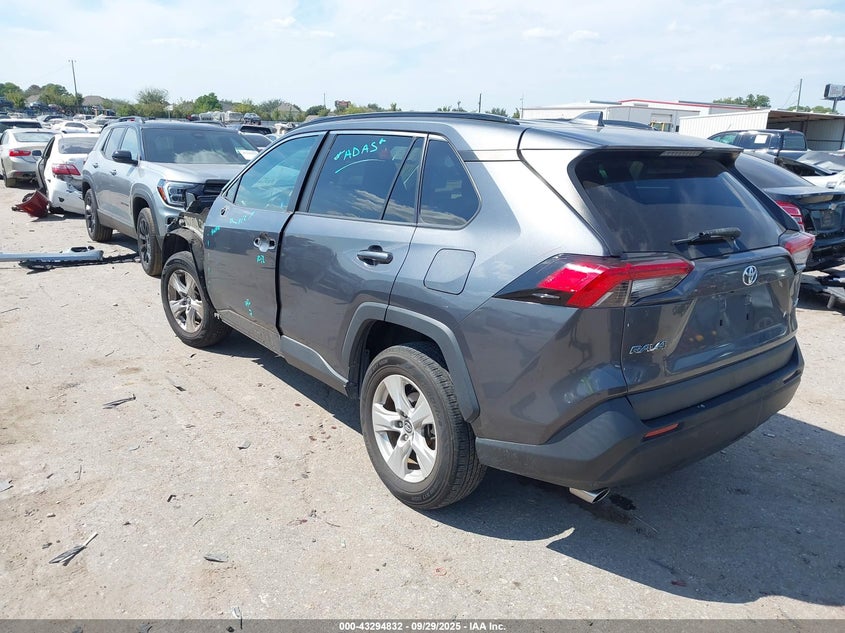 2T3W1RFV5MW112857 2021 TOYOTA RAV 4 photo no. 3