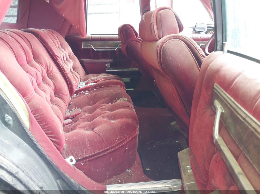 1988 Chrysler Fifth Avenue VIN: 1C3BF66P1JW154010 Lot: 43294869