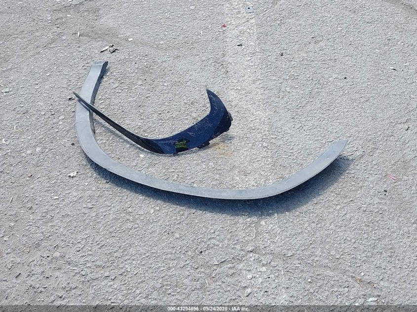 2001 Chevrolet Silverado 1500 Ls VIN: 2GCEC19V011395207 Lot: 43294896