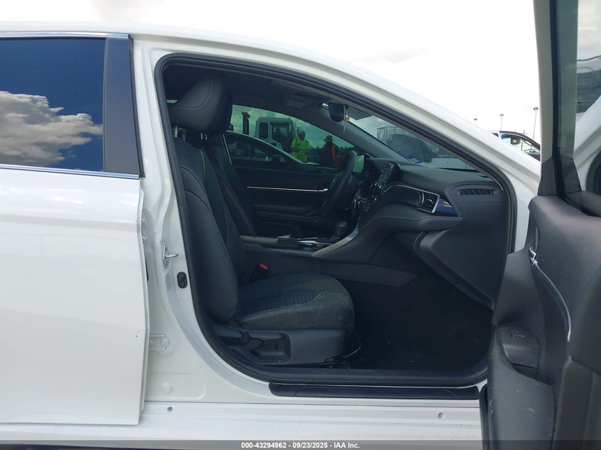 2024 TOYOTA CAMRY SE - 4T1G11AK0RU265858