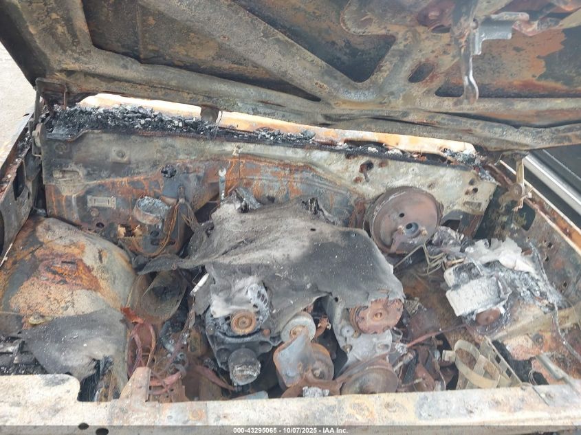 1996 GMC Sierra K1500 VIN: 2GTEK19R1T1560352 Lot: 43295065