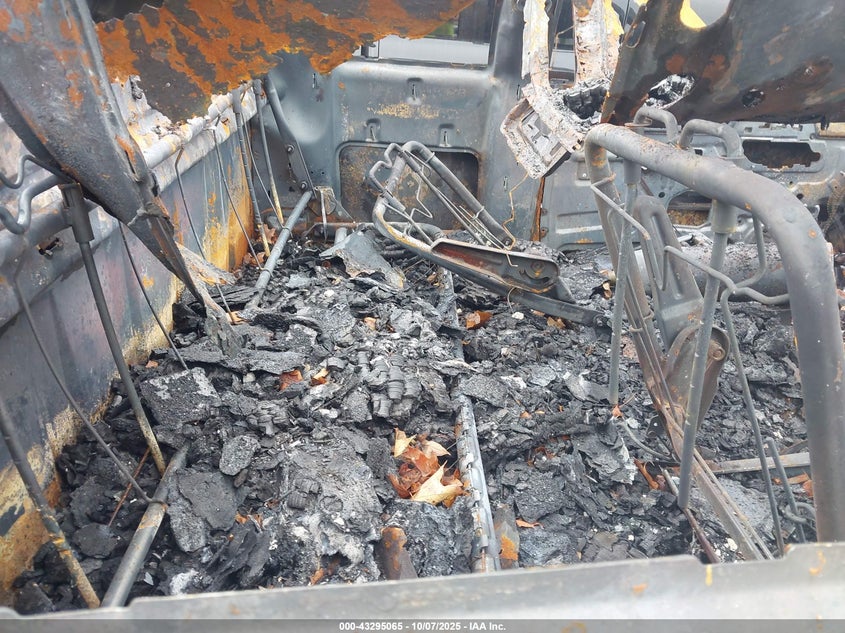 1996 GMC Sierra K1500 VIN: 2GTEK19R1T1560352 Lot: 43295065