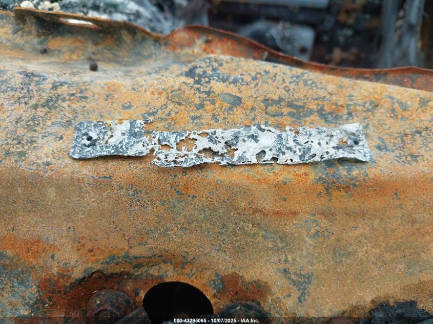 1996 GMC Sierra K1500 VIN: 2GTEK19R1T1560352 Lot: 43295065