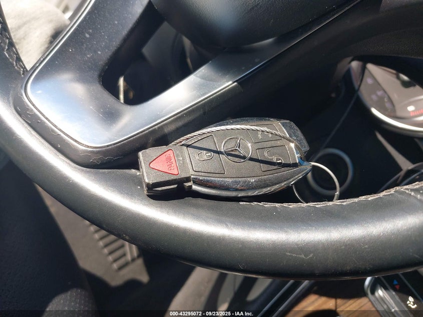 2015 MERCEDES-BENZ C 300 4MATIC 55SWF4KB2FU040653