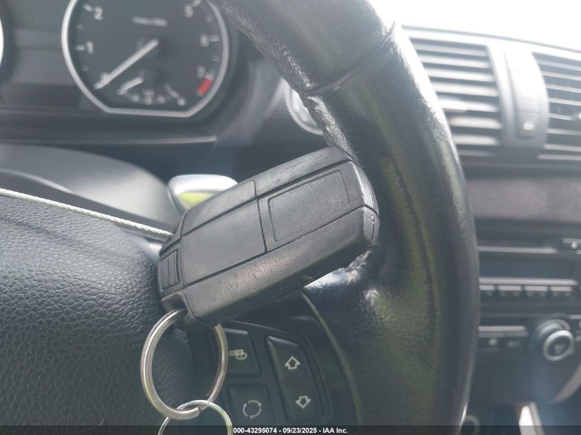 2008 BMW 128I VIN: WBAUP73538VF09110 Lot: 43295074