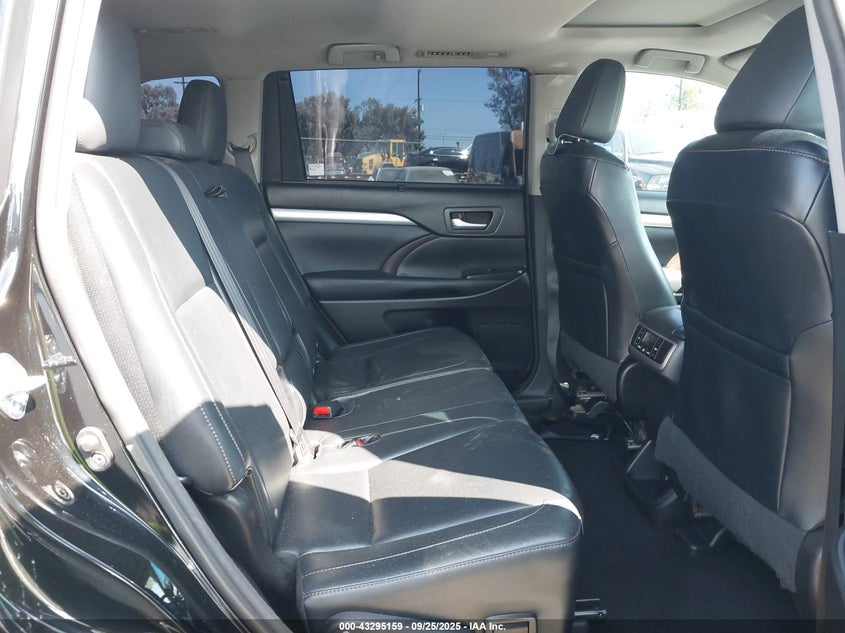 2015 TOYOTA HIGHLANDER XLE V6 - 5TDKKRFH2FS109070