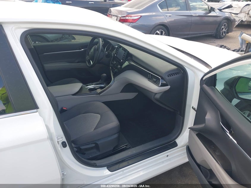 2022 TOYOTA CAMRY LE HYBRID - 4T1C31AK8NU576120