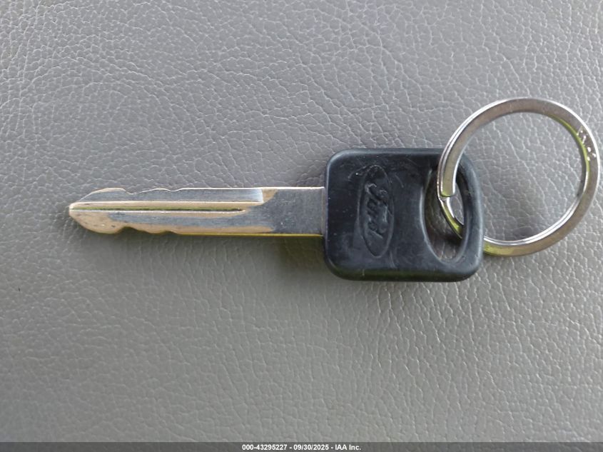 2001 Ford F-250 Lariat/Xl/Xlt VIN: 1FTNX21LX1ED89742 Lot: 43295227