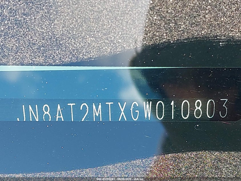 2016 NISSAN ROGUE S - JN8AT2MTXGW010803