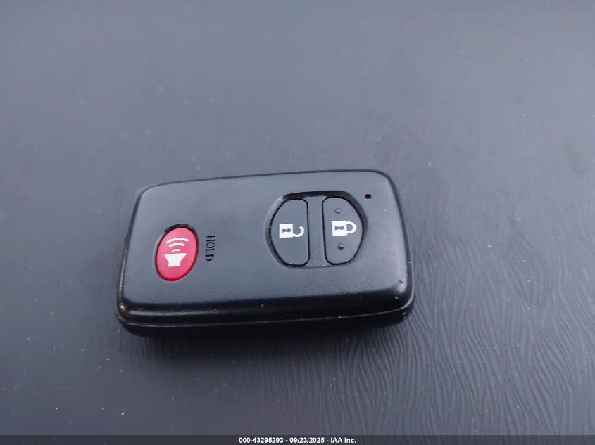 2014 Toyota Prius Two VIN: JTDKN3DUXE1755781 Lot: 43295293