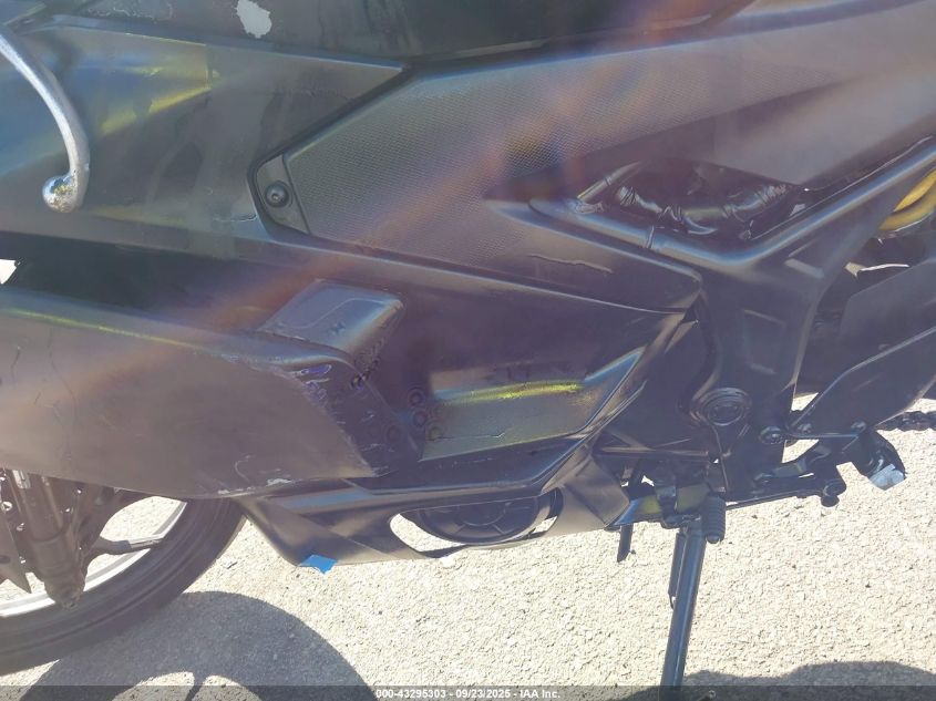 2025 Yamaha Yfz320 A VIN: MH3RH25E0SK002081 Lot: 43295303