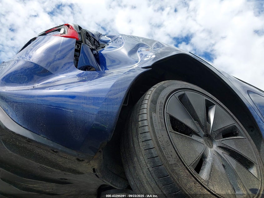 2024 Tesla Model 3 Long Range Dual Motor All-Wheel Drive VIN: 5YJ3E1EB1RF761620 Lot: 43295391