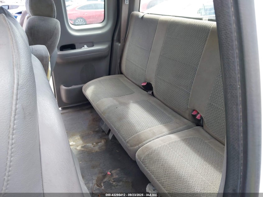 2001 Ford F-150 Lariat/Xl/Xlt VIN: 1FTRX17W51KF71833 Lot: 43295412