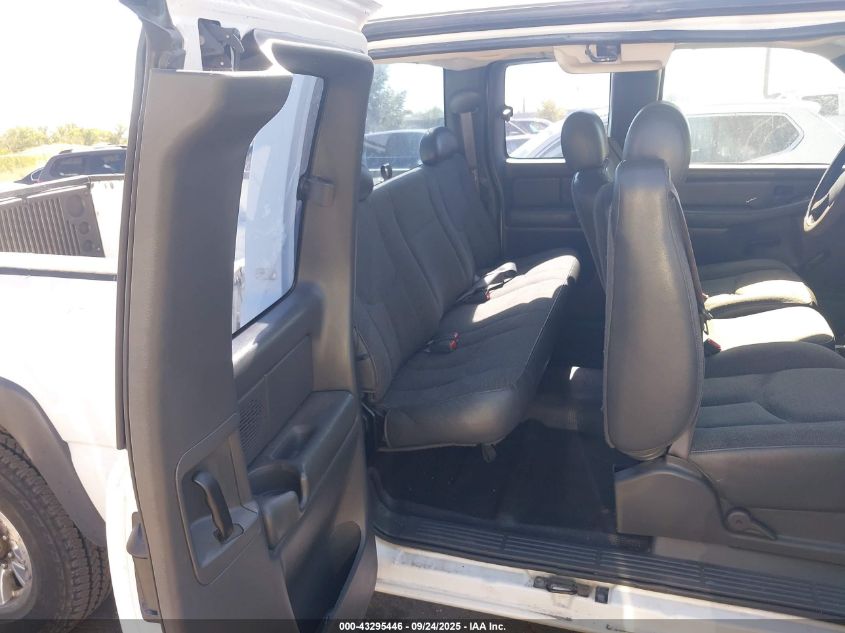 2003 Chevrolet Silverado 2500Hd VIN: 1GCHK29U53E200510 Lot: 43295446