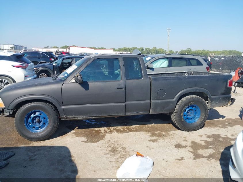 2001 GMC Sonoma Sl VIN: 1GTCS195X18107264 Lot: 43295548