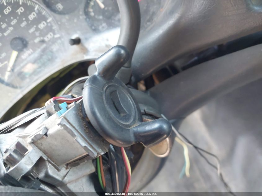 2001 GMC Sonoma Sl VIN: 1GTCS195X18107264 Lot: 43295548