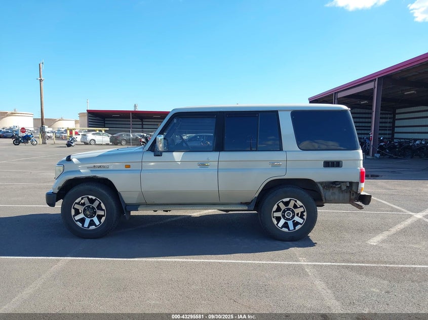 1995 Toyota Land Cruis VIN: KZJ780038014 Lot: 43295581