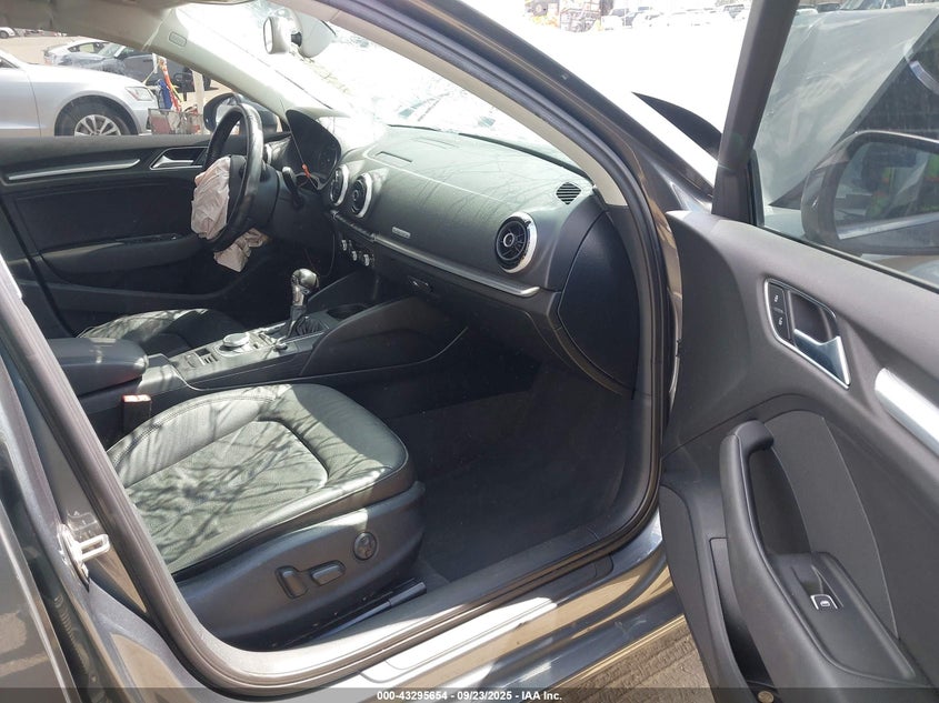 2015 AUDI A3 2.0T PREMIUM - WAUEFGFF9F1136099