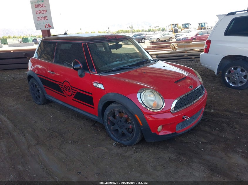 WMWMF7C59ATZ69180 2010 Mini Cooper S auction photo 1