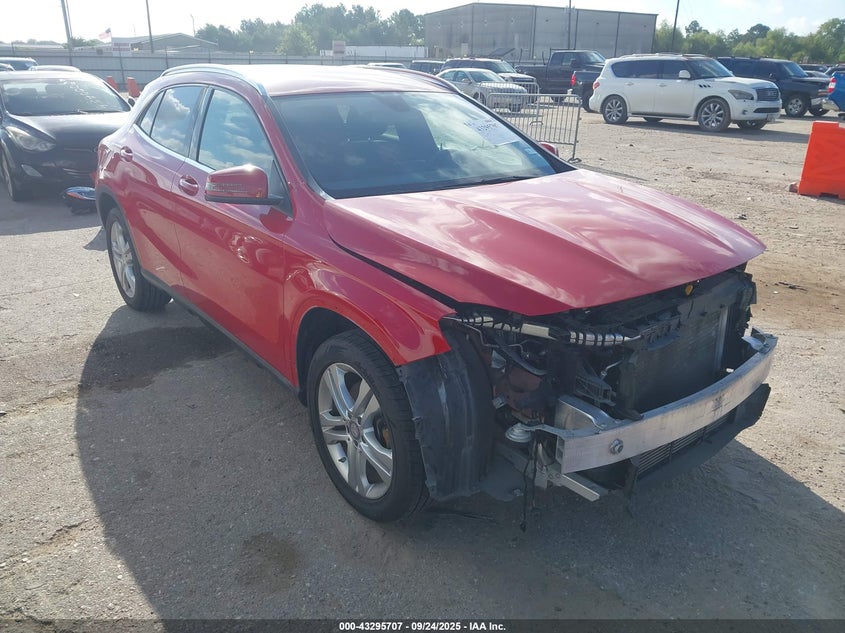 MERCEDES-BENZ GLA-CLASS 4MATIC