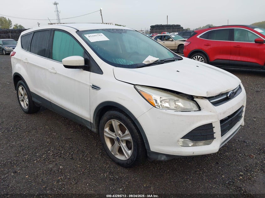 FORD ESCAPE SE
