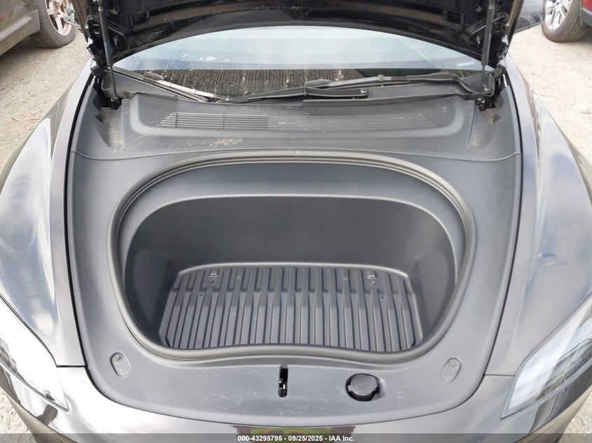 2025 Tesla Model 3 Long Range Rear-Wheel Drive VIN: 5YJ3E1EA3SF028952 Lot: 43295795