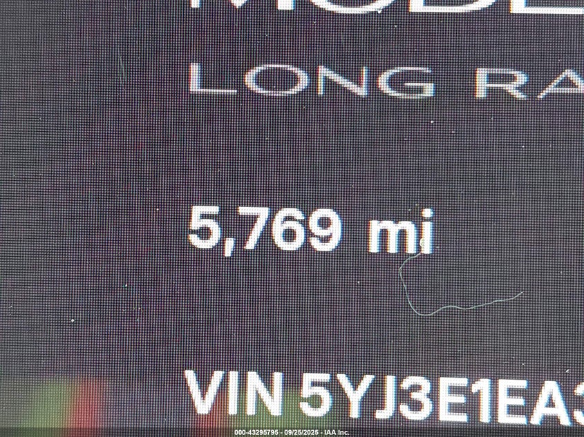 2025 Tesla Model 3 Long Range Rear-Wheel Drive VIN: 5YJ3E1EA3SF028952 Lot: 43295795