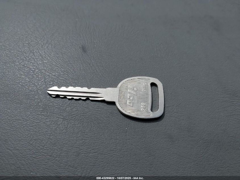 2002 Chevrolet Astro Ls VIN: 1GNDM19X72B139049 Lot: 43295822