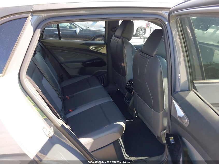 2023 VOLKSWAGEN ID.4 PRO/PRO S 1V2VMPE88PC026001