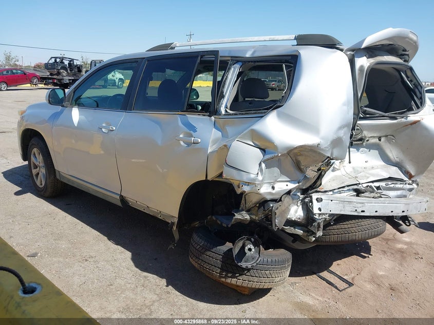 Vin: 5tdzk3eh2bs037357, lot: 43790474, toyota highlander base v6 20113