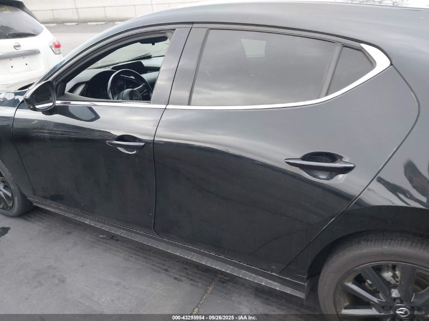 2022 Mazda Mazda3 Premium VIN: JM1BPAML0N1510770 Lot: 43295954
