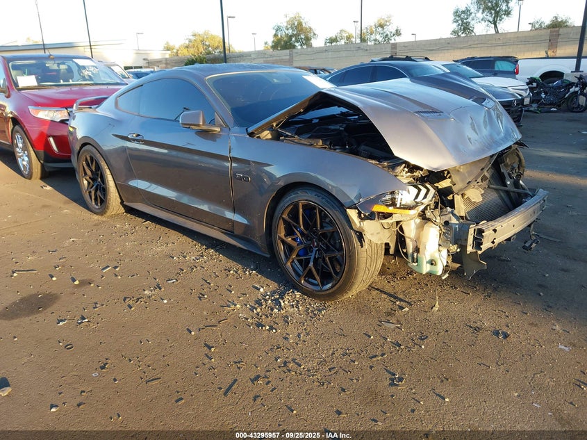 FORD MUSTANG GT PREMIUM FASTBACK