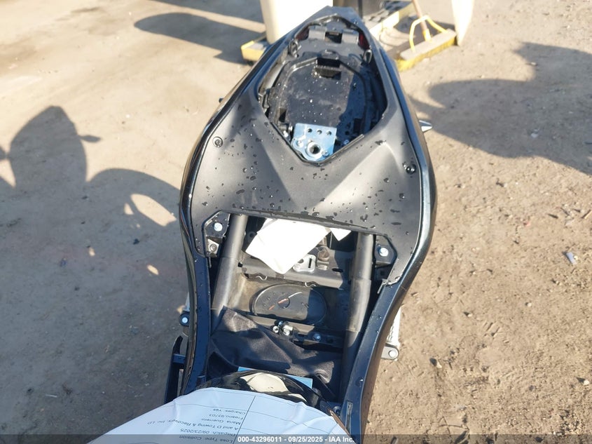 2024 Kawasaki Ex500 H VIN: ML5EXGH12RDA29185 Lot: 43296011