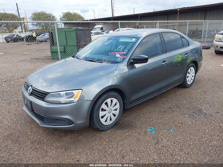 2013 VOLKSWAGEN JETTA 2.0L S - 3VW2K7AJXDM405527