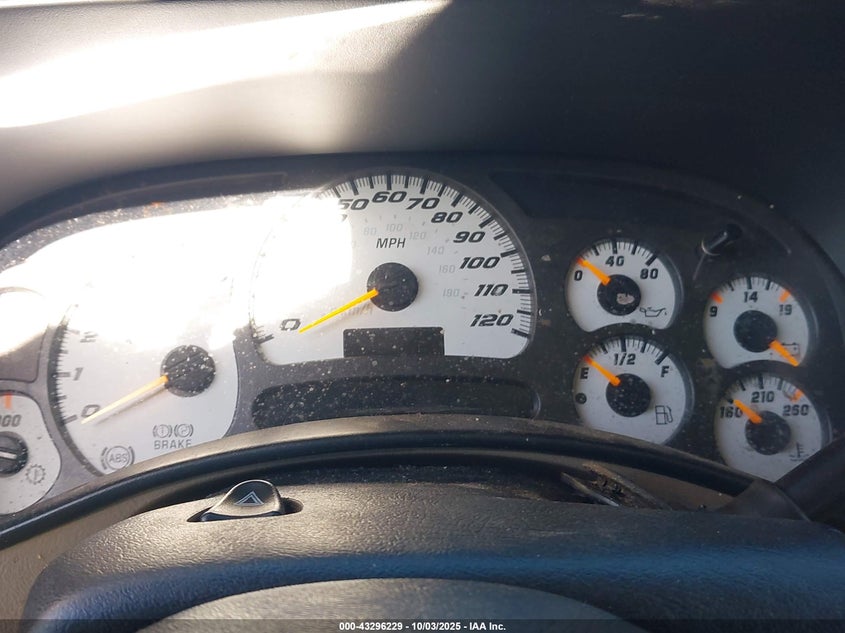 2003 GMC Yukon Slt VIN: 1GKEC13V63R148376 Lot: 43296229