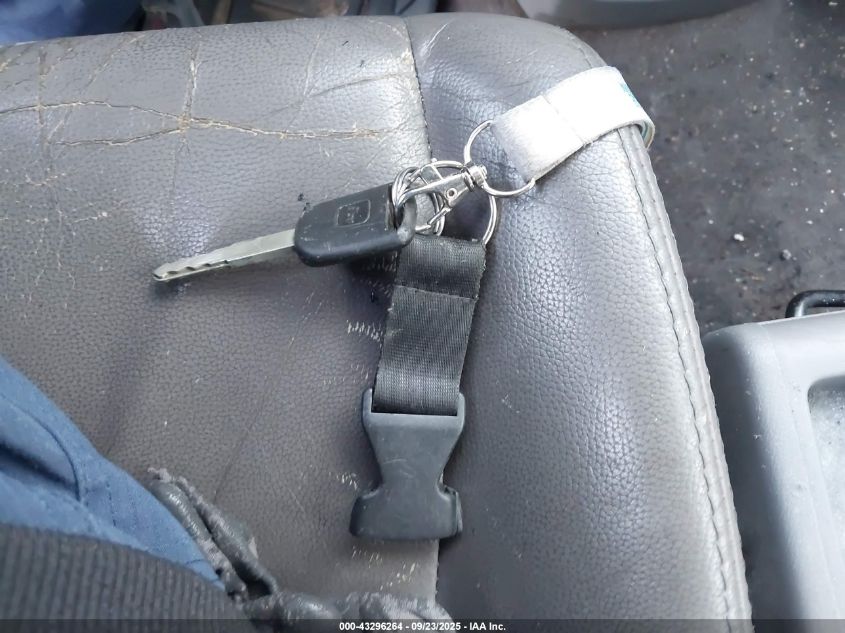 2008 Honda Cr-V Lx VIN: JHLRE38388C013360 Lot: 43296264