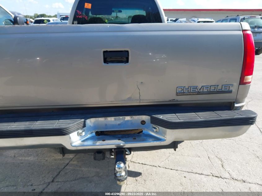 1998 Chevrolet C2500 Fleetside VIN: 1GCGC29R6WE161757 Lot: 43296290