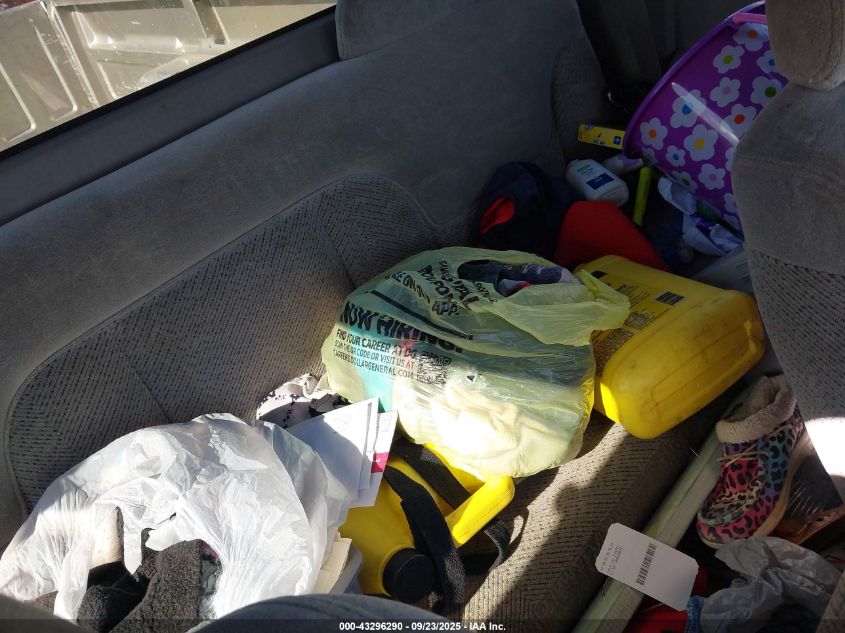 1998 Chevrolet C2500 Fleetside VIN: 1GCGC29R6WE161757 Lot: 43296290