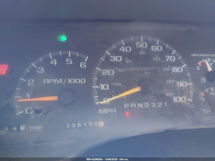 1998 Chevrolet C2500 Fleetside VIN: 1GCGC29R6WE161757 Lot: 43296290