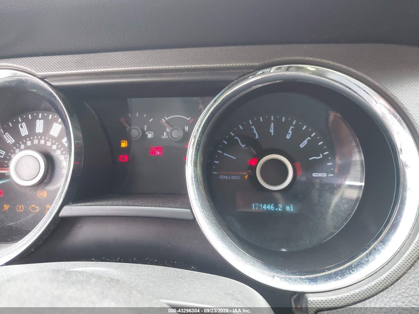 2014 Ford Mustang V6 VIN: 1ZVBP8AM7E5288210 Lot: 43296304