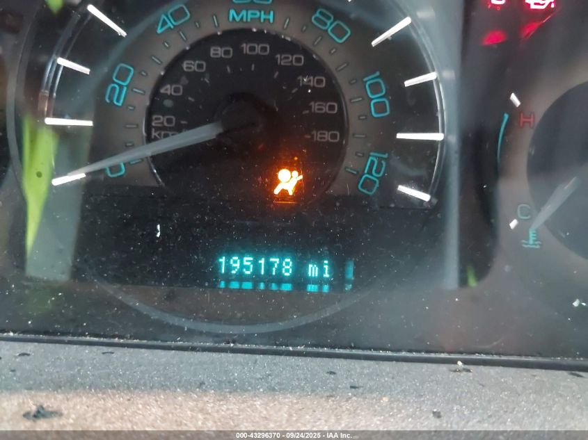 2010 Mercury Milan VIN: 3MEHM0HA5AR614935 Lot: 43296370