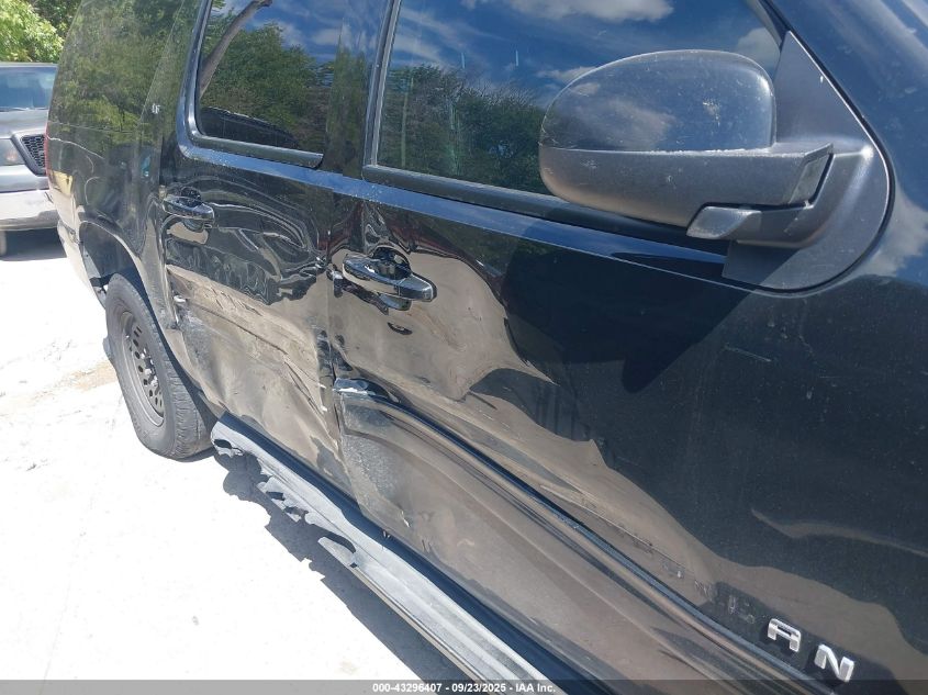 2013 Chevrolet Suburban 1500 Lt VIN: 1GNSCJE02DR111382 Lot: 43296407