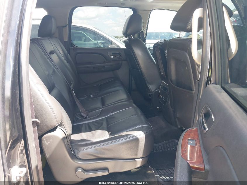 2013 Chevrolet Suburban 1500 Lt VIN: 1GNSCJE02DR111382 Lot: 43296407