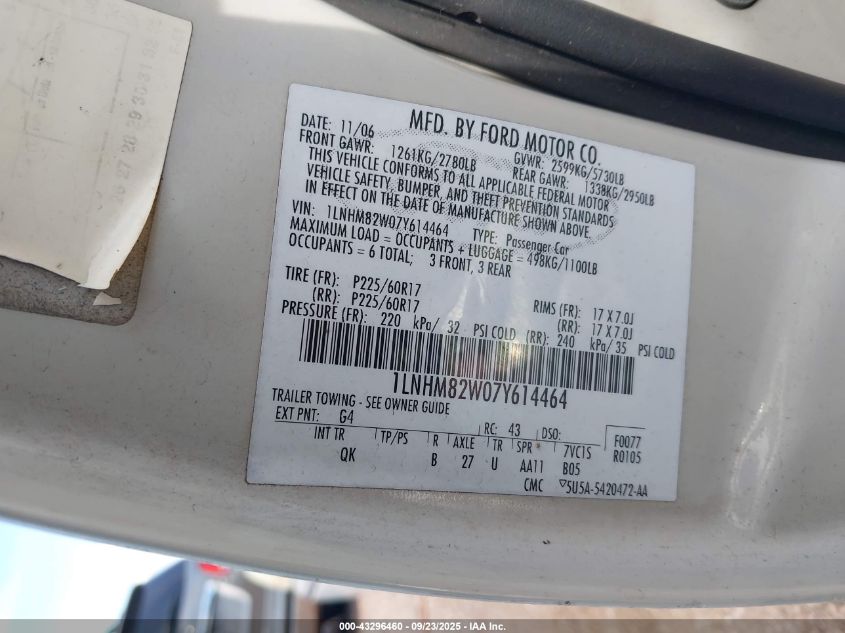 2007 Lincoln Town Car Signature Limited VIN: 1LNHM82W07Y614464 Lot: 43296460