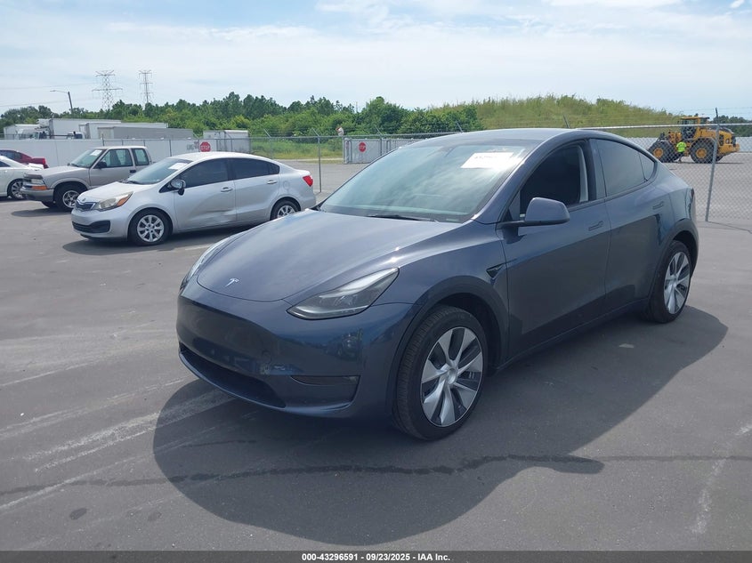 VIN 7SAYGDEE8PF786011 2023 TESLA MODEL Y AWD/LONG RANGE DUAL MOTOR ALL-WHEEL DRIVE