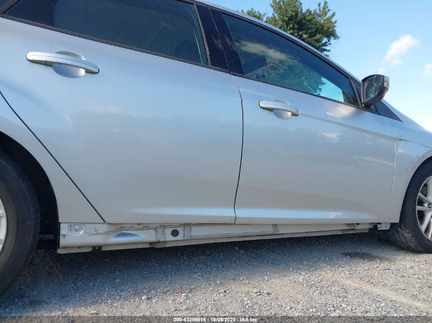 2016 Ford Focus Se VIN: 1FADP3K28GL338824 Lot: 43296616