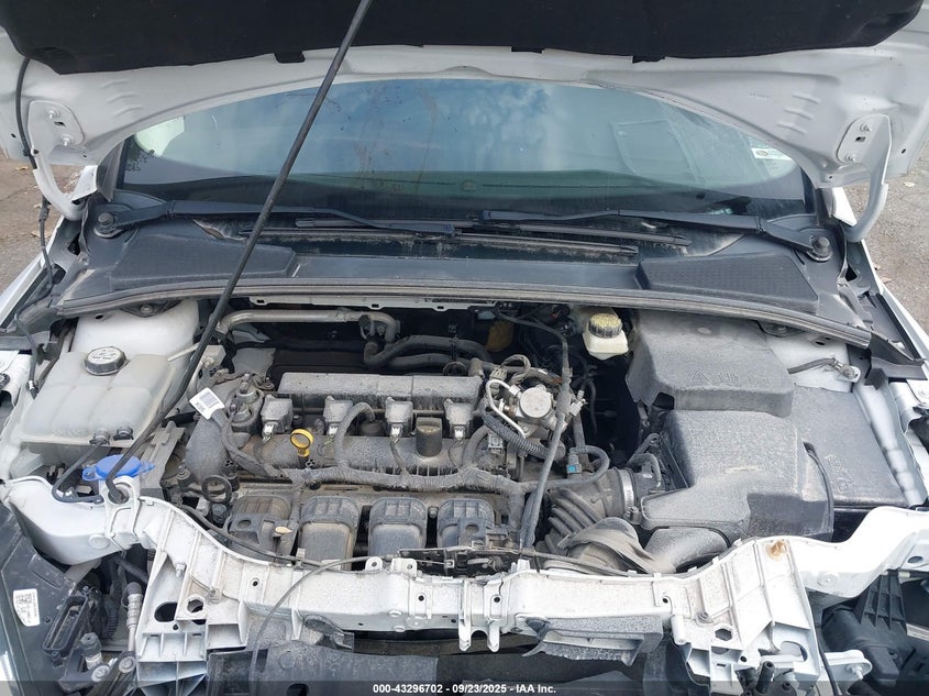 2017 FORD FOCUS SE - 1FADP3K21HL233138