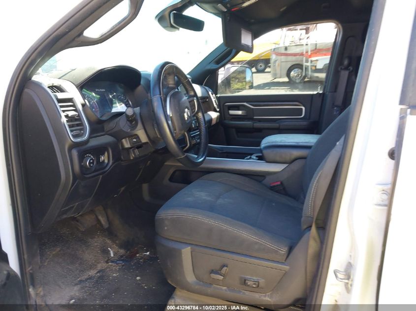 2022 Ram 3500 Big Horn 4X4 8' Box VIN: 3C63RRHL0NG175462 Lot: 43296784