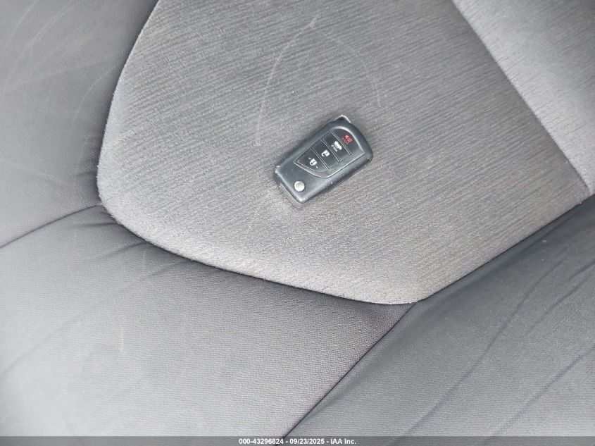 2019 Toyota Camry Le VIN: 4T1B11HK2KU766918 Lot: 43296824