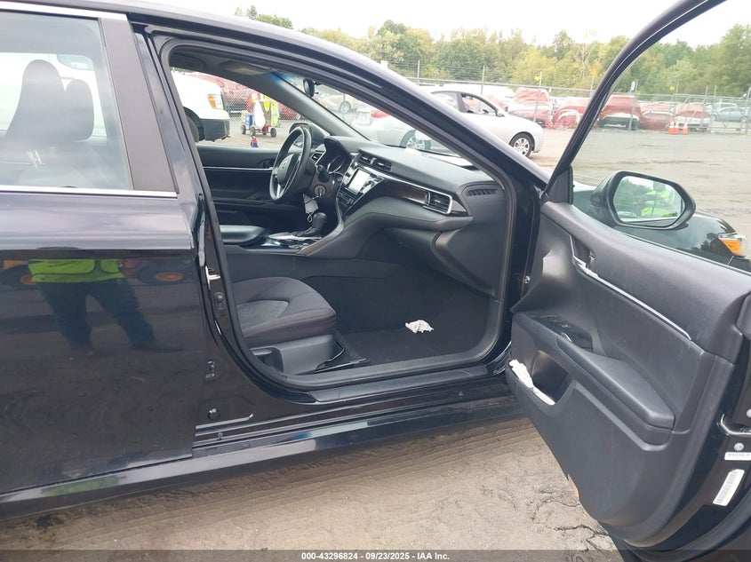 4T1B11HK2KU766918 2019 TOYOTA CAMRY photo no. 5